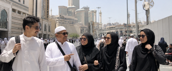 Tips Memilih Travel Syariah yang Aman dan Nyaman untuk Keluarga